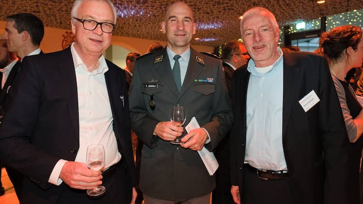 Jean-Paul de Weck, CEO, Swisscom Broadcast AG;Thomas SÃ¼ssli, DivisionÃ¤r, Schweizer Armee;Michael Bausback, Inhaber, Bausback Consulting&Management