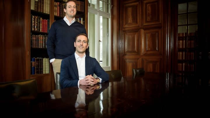 Philippe Jacobs (r.) und Nicolas Jacobs (l.), Co-PrÃ¤sidenten der Jacobs Holding  fotografiert in den RÃ¤umen der Jacobs Holding AG in ZÃ¼rich.