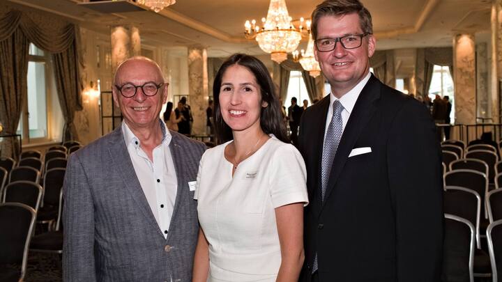 Peter "Güfi" Küpfer, coach-in; Milena Daphinoff, Präsidentin, Consulting Cluster; Maximilian von Reden, General Manager, Hotel Schweizerhof Bern