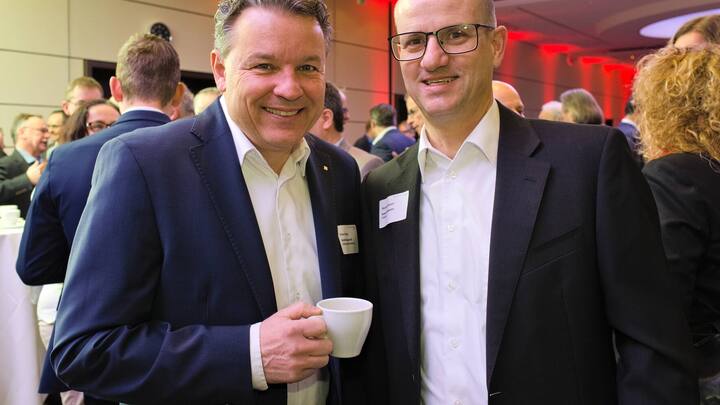 Peter Mrosek, Abteilungsleiter, Schibli Support AG;Michael Bletsch, Inhaber, bletsch-selection