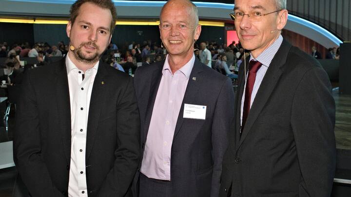 Julian Dömer, Head of Internet of Things, Swisscom Enterprise Customers; Dirk Hoffmann, CEO, V-ZUG AG; Thomas Sailer, CEO, u-blox ag