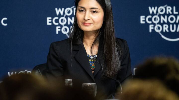 ... Saadia Zahidi wurden nach der ersten Untersuchung ihrer Funktionen enthoben. Schwab protestierte. Es kam zum Bruch mit Brabeck.