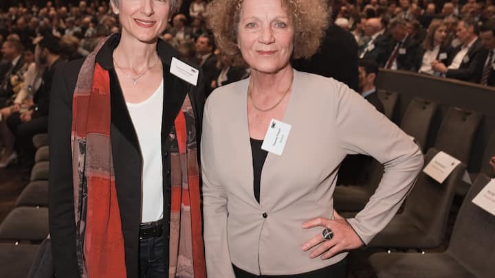 Franziska Honegger, Domicil Bern AG;Therese FrÃ¶sch, Domicil