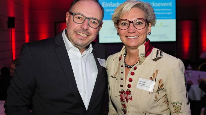 Herby W. Carl, Präsident & Gründer, BEF-Club Zürich; Bettina Stach, Gründerin & VRP, ImmoYou AG