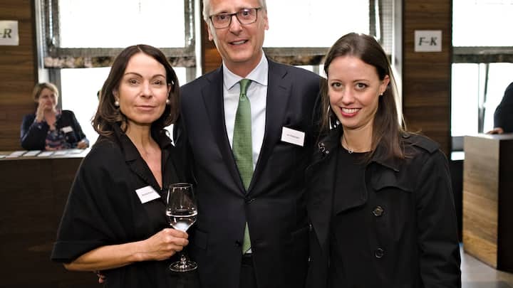 Danielle Knecht, Inhaberin, Ruf Lanz Werbeagentur ; Urs Rüegsegger, Präsident, Weltbörsenverband; Jill Schlageter, Bereichsleiterin Bewirtschaftung, CSL Immobilien AG