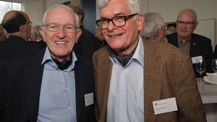 Cuno PÃ¼mpin, Professor, Uni St. Gallen;Aloys Osterwalder, OSCOT