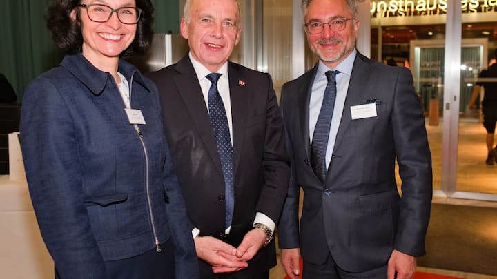Lilo Prins, Volvo Car Switzerland AG;Ueli Maurer, BundesprÃ¤sident;Domenico Gaito, Volvo Car Switzerland AG