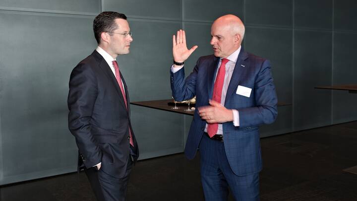 Stephan Zwahlen, Vorsitzender der Geschäftsleitung, Maerki Baumann& Co. AG; Christian Bidermann, Partner, Rahn+Bodmer Banquiers