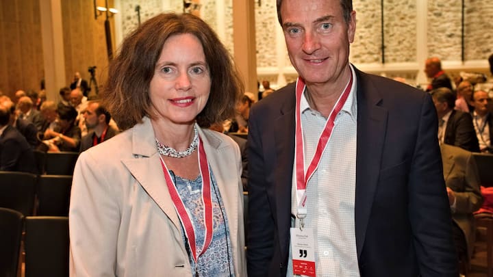 Roza Sikon, Swiss International Air Lines Ltd.;Patrick Oberson, Swiss International Air Lines Ltd.