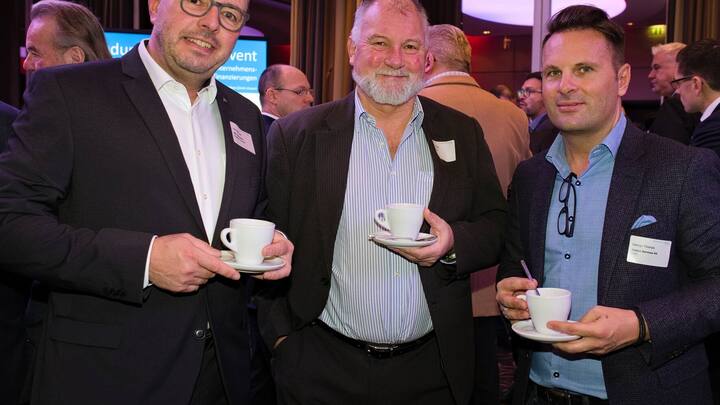Herby W. Carl, PrÃ¤sident & GrÃ¼nder, BEF-Club ZÃ¼rich;Werner Kretz, CEO, Turtle GmbH;George Tzionas, CEO, Axxeva Services AG