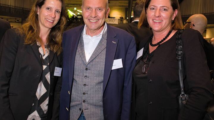 Barbara Jordan, Leiterin Klimadialog, Zuerich Versicherungs-Gesellschaft AG; Urs Baertschi, Mitglied der Geschäftsleitung, Umwelt Arena AG; Karin Kirchner, Kommunikationsdirektorin, Renault Suisse SA