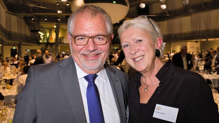 Daniel Schafer, CEO, Energie Wasser Bern; Vanja Kohli, Smart Energy Party Team