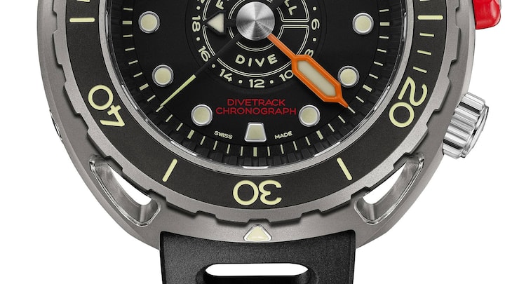 Singer Reimagined Divetrack