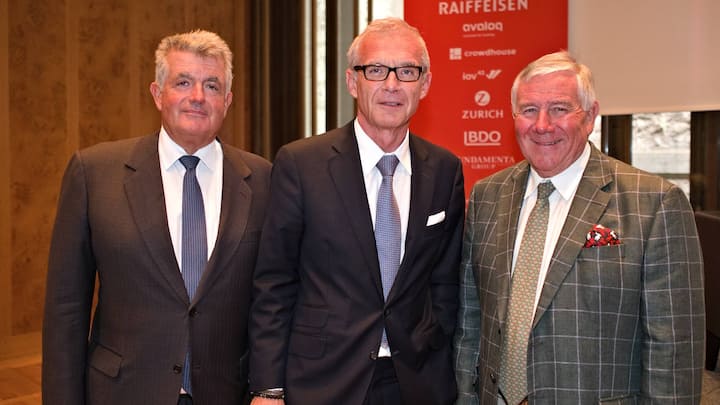 Guido Persterer, Präsident Efficiency Club Zürich; Urs Rohner, VRP Credit Suisse; Janusch Z. Raft, Vizepräsident Efficiency Club Zürich