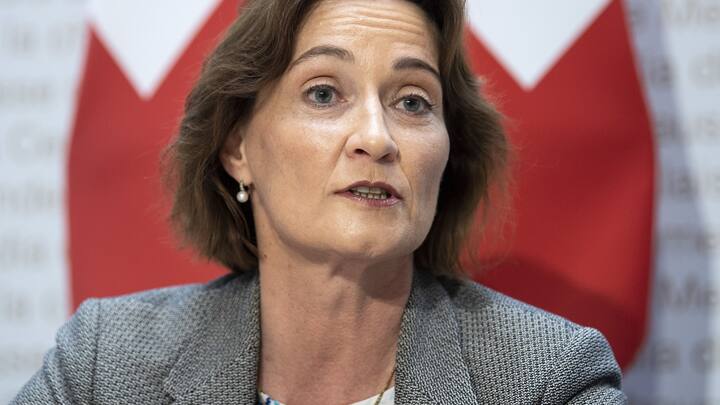 EDA-Staatssekretaerin Pascale Baeriswyl aeussert sich zur Ernennung zur neuen Chefin der Staendigen Mission der Schweiz ab 2020, am Mittwoch, 21. August 2019, in Bern. (KEYSTONE/Peter Schneider)