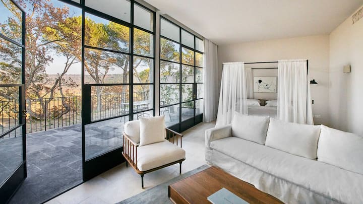 Villa La Coste, Luberon