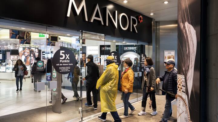 Das Warenhaus Manor, aufgenommen am Montag, 23. September 2019, an der Bahnhofstrasse in Zuerich. Manor verlaesst den Standort Ende Januar 2020. (KEYSTONE/Ennio Leanza)