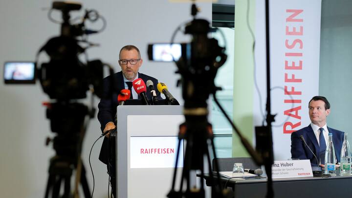 President Guy Lachappelle is seen as CEO Heinz Huber of Swiss Raiffeisen Schweiz bank addresses the annual news conference in Zurich, Switzerland March 1, 2019.   REUTERS/Arnd Wiegmann - RC1484E2C8E0