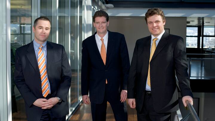Marcel Erni, Alfred Gantner und Urs Wietlisbach beim Partners Group IPO 2006