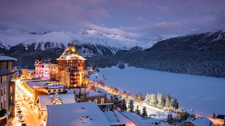 Platz 12 (15): Badrutt’s Palace, St. Moritz