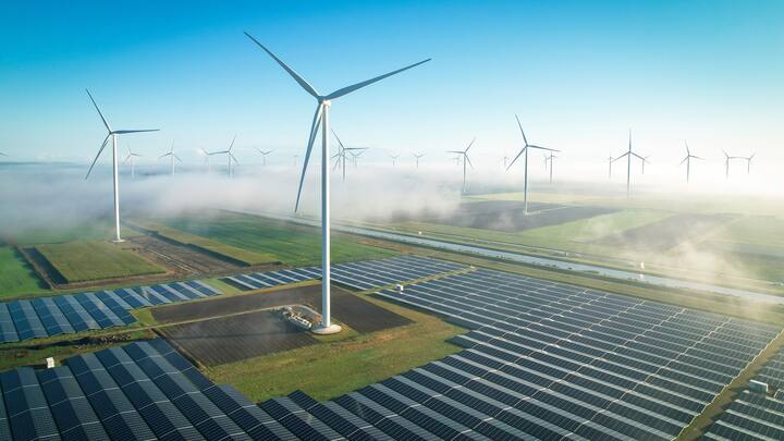 Clean Energy: Der Trend zählt zu den positiven Beispielen. In den vergangenen fünf Jahren liessen die ­darauf fokussierten Fonds die Benchmark ­deutlich zurück. Das Potenzial dieses Themas ist wohl noch länger nicht ausgeschöpft.