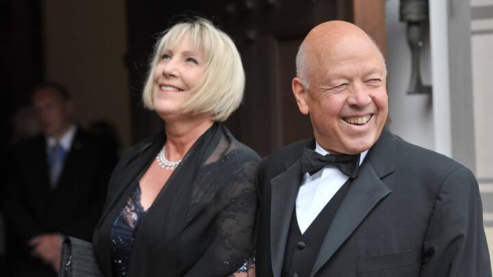 Ines Hüvel (Art Academy GmbH, Executive Partner), Theo Müller (Unternehmensgruppe The Müller, Owner) / Benefizdinner von Gastgeberin Angelika Diekmann (Vorsitzende Vorstand AMADE Deutschland) zugunsten von AMADE Mondiale und der Roland Berger Stiftung in Anwesenheit von der Schirmherrin I.K.H. Caroline Prinzessin von Hannover in der Münchner Residenz in München am 14.06.2016