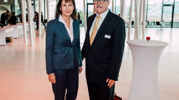 Dr. Suzanne Thoma (BKW Energie AG) und Dr. Martin Dahinden (Botschafter)