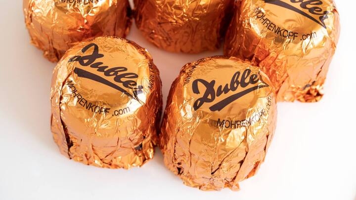 Dubler Mohrenkoepfe fotografiert am 13. Juni 2020 in Zuerich. (KEYSTONE/Gaetan Bally)