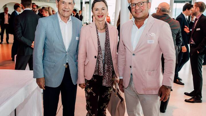 Dr. Ulrich Gygi (furrerhugi. ag), Barbara Schaerer (EidgenÃ¶ssiches Personalamt EPA) und Lorenz Furrer (furrerhugi. ag)