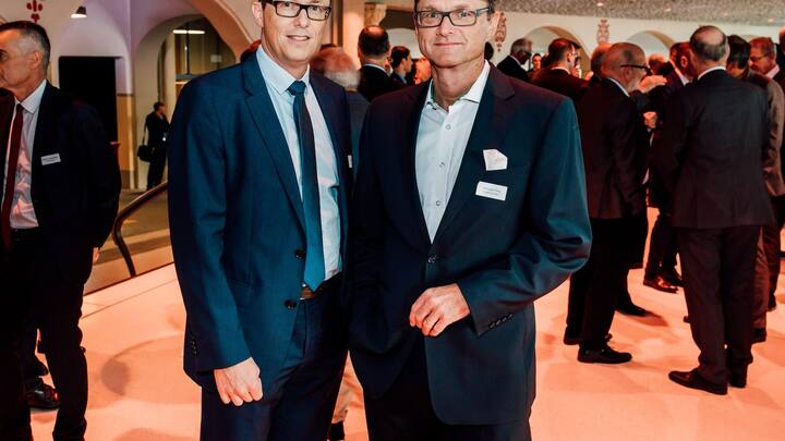 René Oppliger (Finform AG) und Hansruedi König (PostFinance AG)