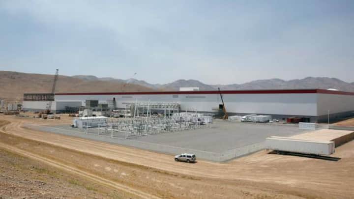gigafactory_1.jpg