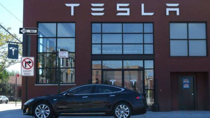 tesla_1.jpg