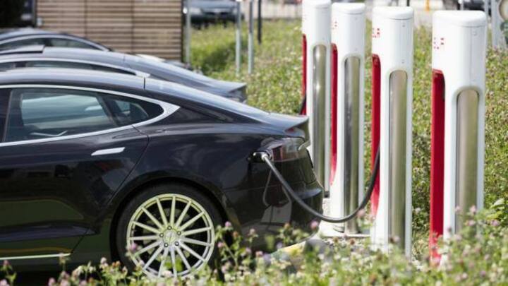 tesla_10.jpg