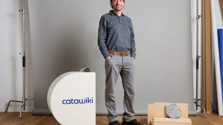 Meteoriten-Experte Francesco Moser vom Onlinemarktplatz Catawiki.