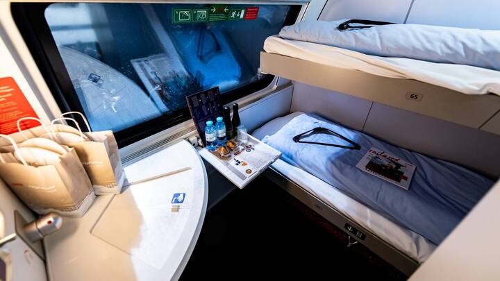 Der Nightjet der OeBB steht zur Abfahrt nach Wien im Hauptbahnhof ZÃ¼rich bereit.29.11.2019Foto: Thomas LÃ¼thi