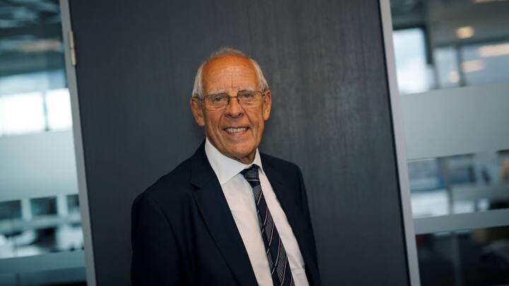PETER COATES