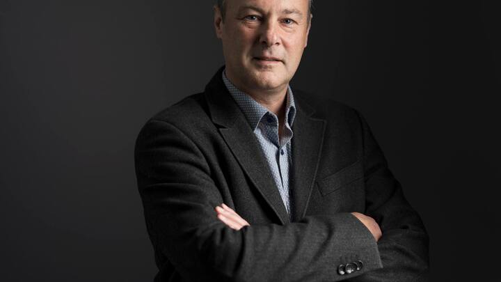 Portrait of Stephane Rossini, chairman of Swissmedic's institutional board, the Swiss Agency for Therapeutic Products, taken at Swissmedic's headquarters in Berne on February 4, 2019. (KEYSTONE/Christian Beutler)Stephane Rossini, Praesident des Institutsrats des Schweizerischen Heilmittelinstituts Swissmedic, aufgenommen am 4. Februar 2019 am Hauptsitz von Swissmedic in Bern. (KEYSTONE/Christian Beutler)