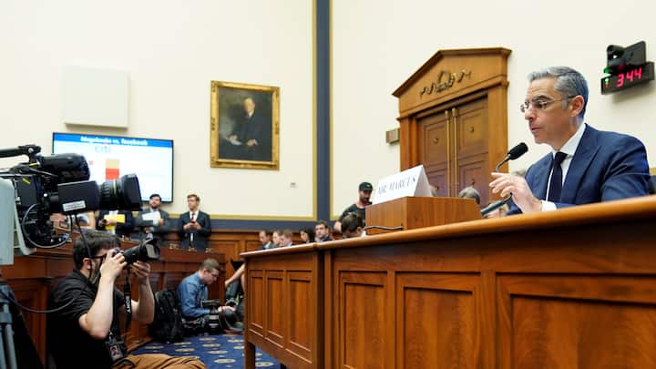 David Marcus, CEO of Facebookâs Calibra, testifies to the House Financial Services Committee hearing on "Examining Facebook's Proposed Cryptocurrency and Its Impact on Consumers, Investors, and the American Financial System" on Capitol Hill in Washington, U.S., July 17, 2019.      REUTERS/Joshua Roberts