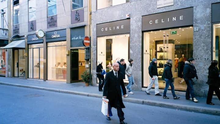 05-06-via-montenapoleone.jpg