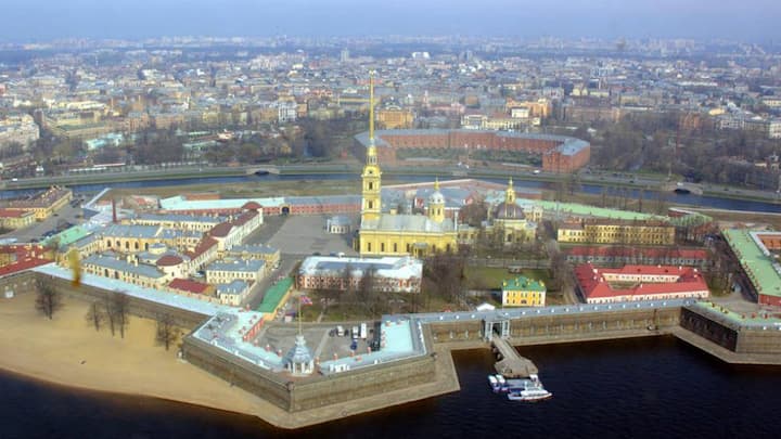 12-city-sankt-petersburg-flickr-maxim-massalitin.jpg