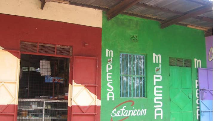 m-pesa_kenyan_kiosk_neu.jpg