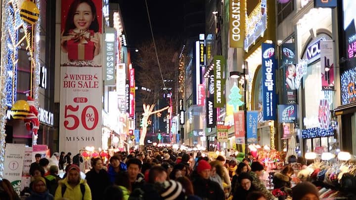 03-08-myeongdong.jpg