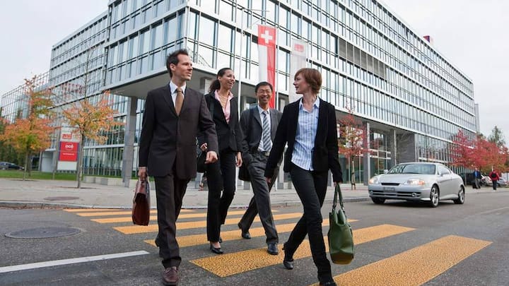 adecco.jpg