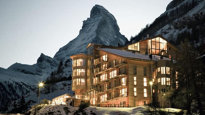 hotel-omnia.jpg