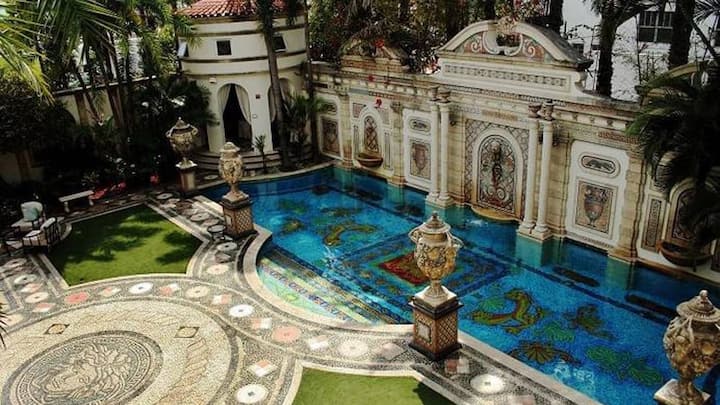 versace_mansion2.jpg