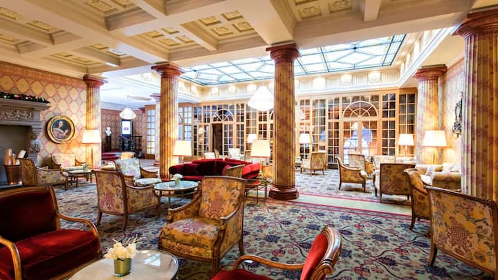 kulm-hotel-st.moritz_0.jpg