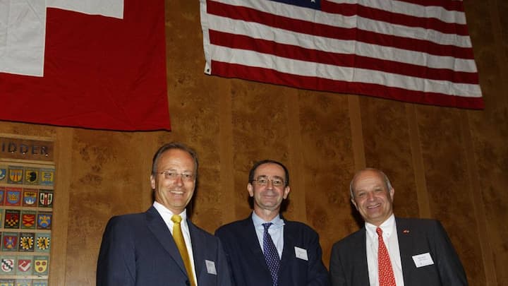 amcham_networking_fontana_zpi_2013-08-20_x9b1164.jpg