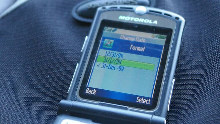 motorola-razr-v3.jpg