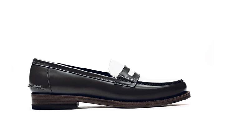 penny-loafer_blumy_black-white.jpg