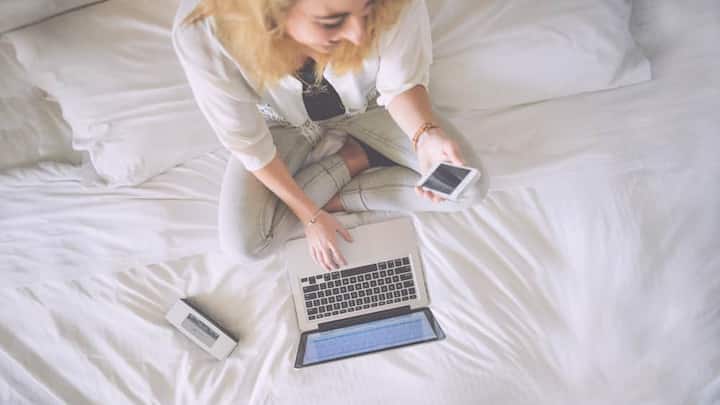bett-smartphone-laptop.jpg